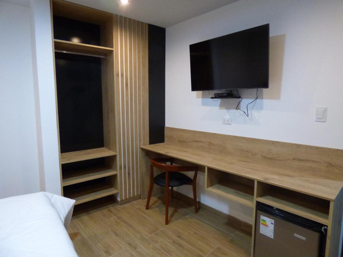 Platero Hotel อายากุตโช ภายนอก รูปภาพ