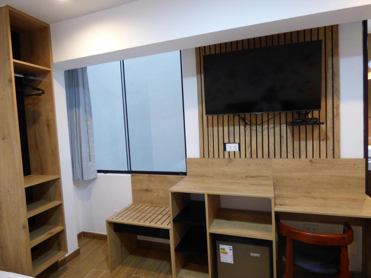 Platero Hotel อายากุตโช ภายนอก รูปภาพ