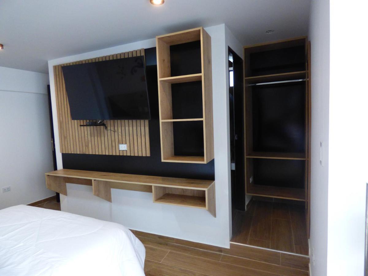 Platero Hotel อายากุตโช ภายนอก รูปภาพ