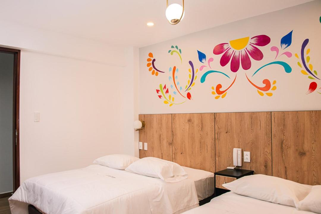 Platero Hotel อายากุตโช ภายนอก รูปภาพ