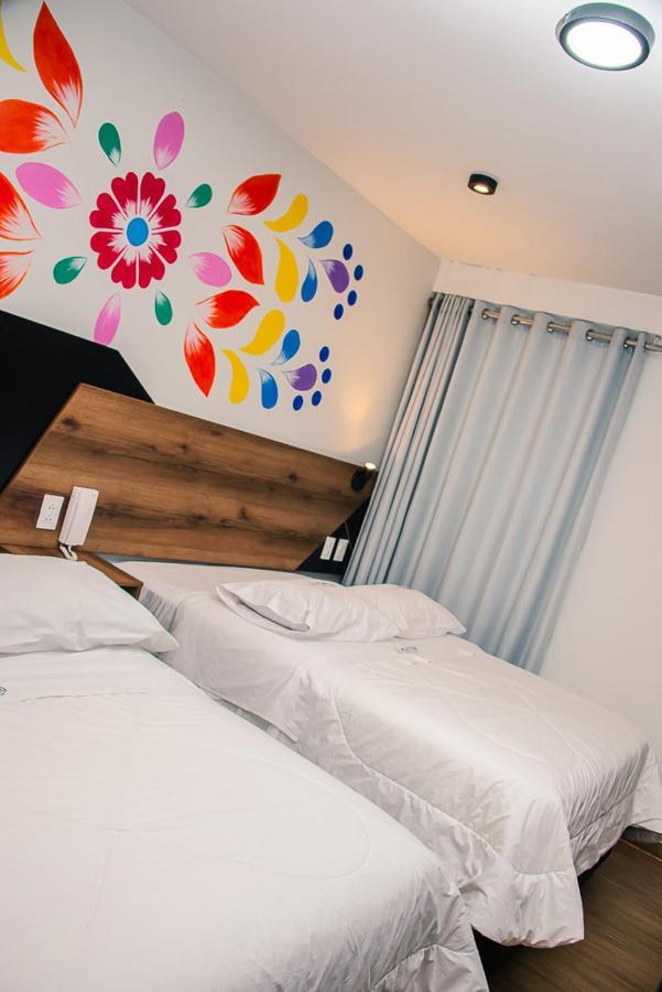 Platero Hotel อายากุตโช ภายนอก รูปภาพ