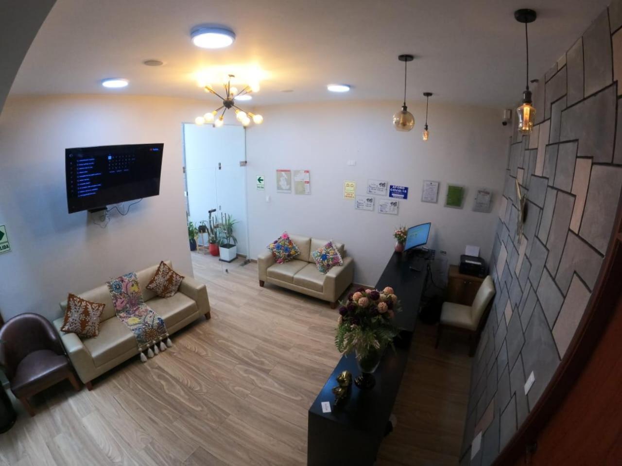 Platero Hotel อายากุตโช ภายนอก รูปภาพ