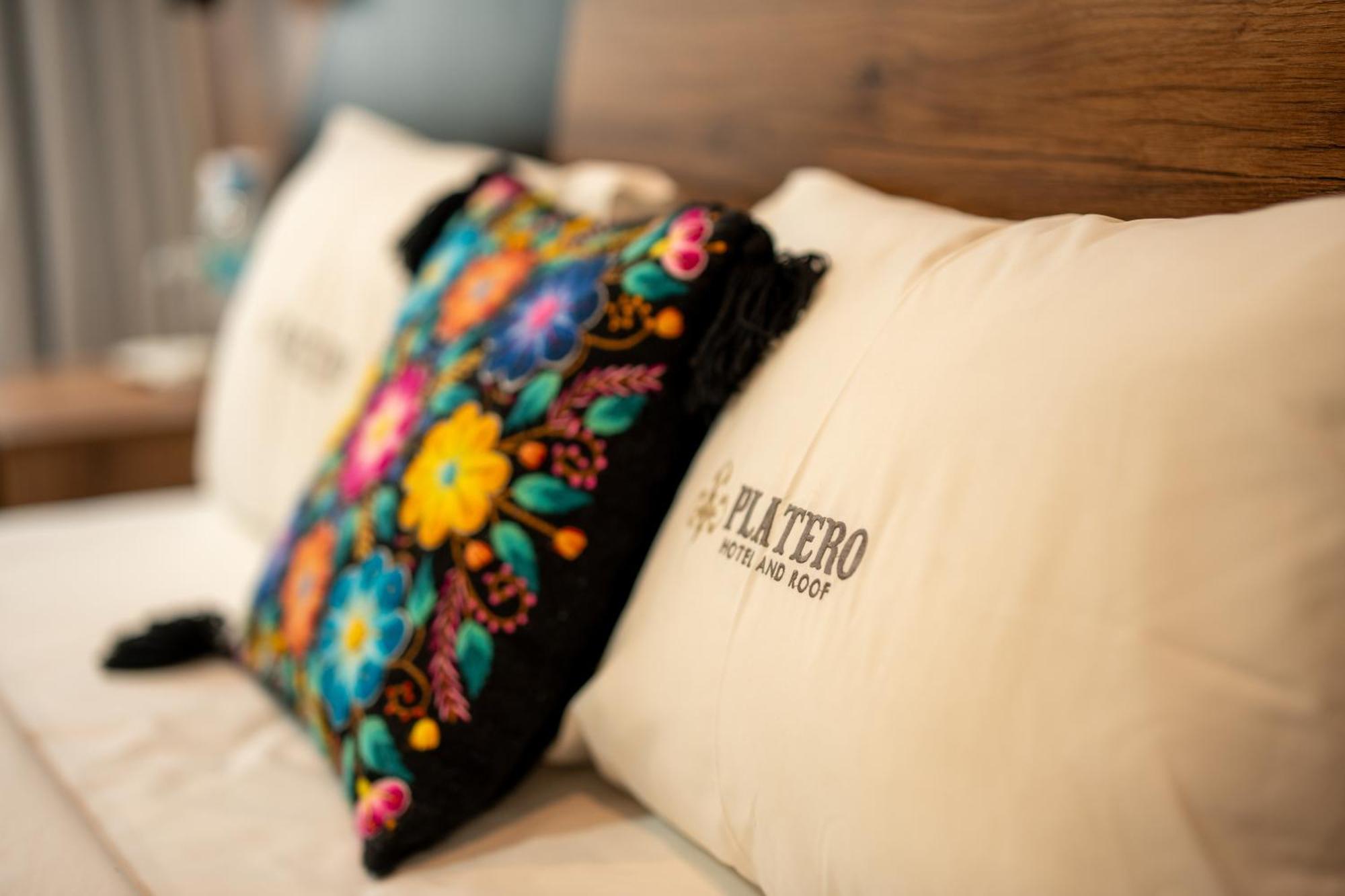 Platero Hotel อายากุตโช ภายนอก รูปภาพ